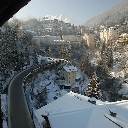 Morris Bad Gastein