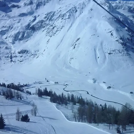 Morris Daire Bad Gastein